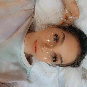 Meet your Posher, Melanie